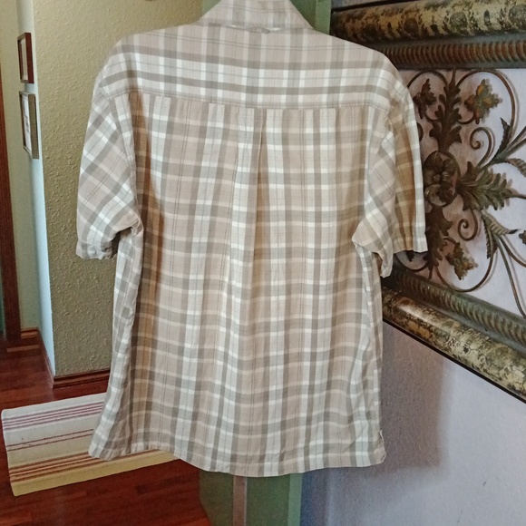 Essential Timberland Tan Plaid Button Up SS Shirt Sz Small - Picture 6 of 10